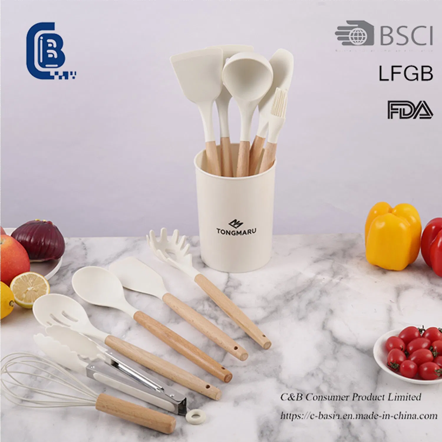 Набор кухонных принадлежностей из 12 предметов с деревянными ручками