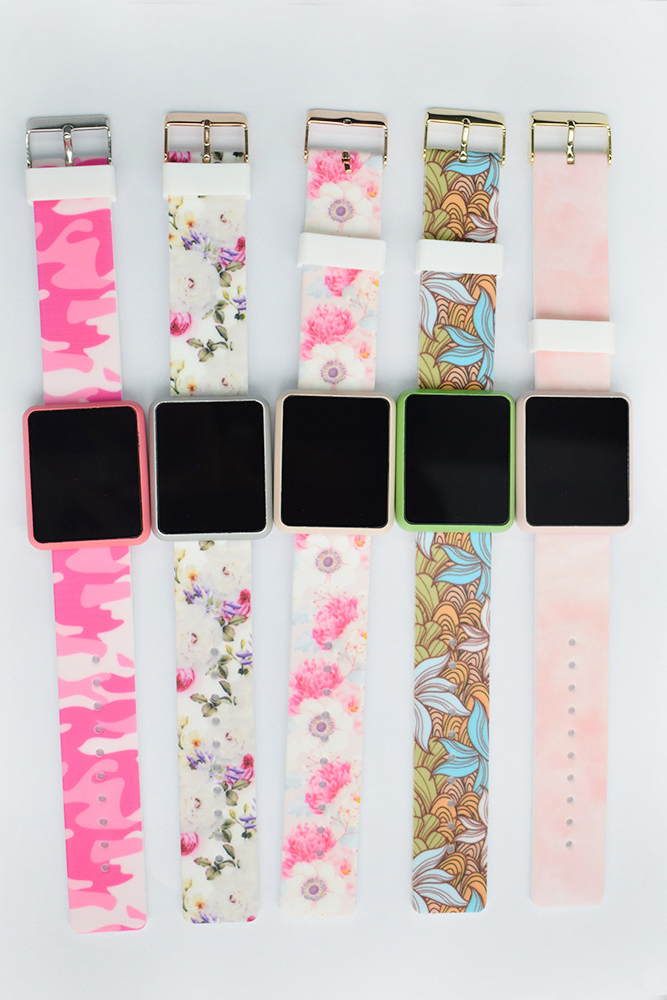 LCD Smart Touch LED Watches Promotional Apple Watch Strap Interchangble Gift Watch Set Cheap Price