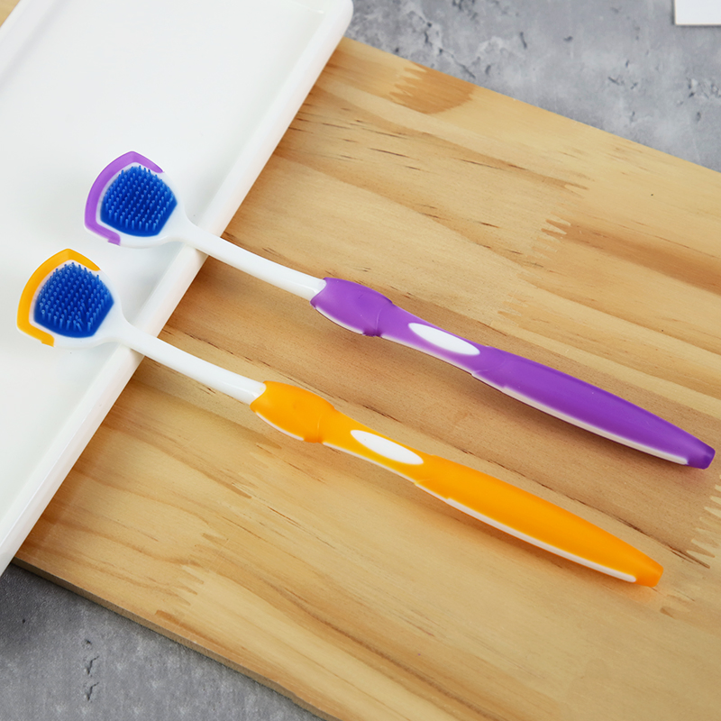 Hot Selling Dental Clean Oral Hygiene Care Soft Tongue Cleaning Brush Colored Rubber Tongue Scraper