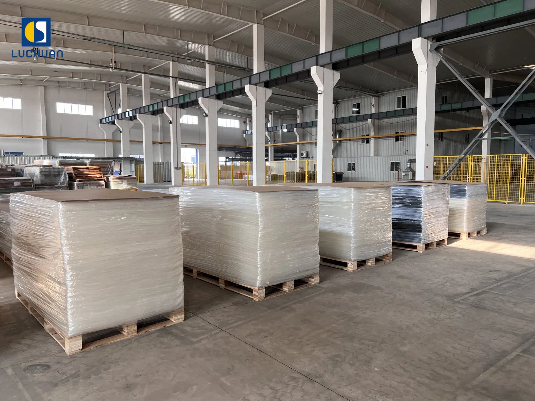 Luchuan Acrylic Sheet 18mm Thick Clear Transparent Acrylic Board Organic Glassfactory Sale