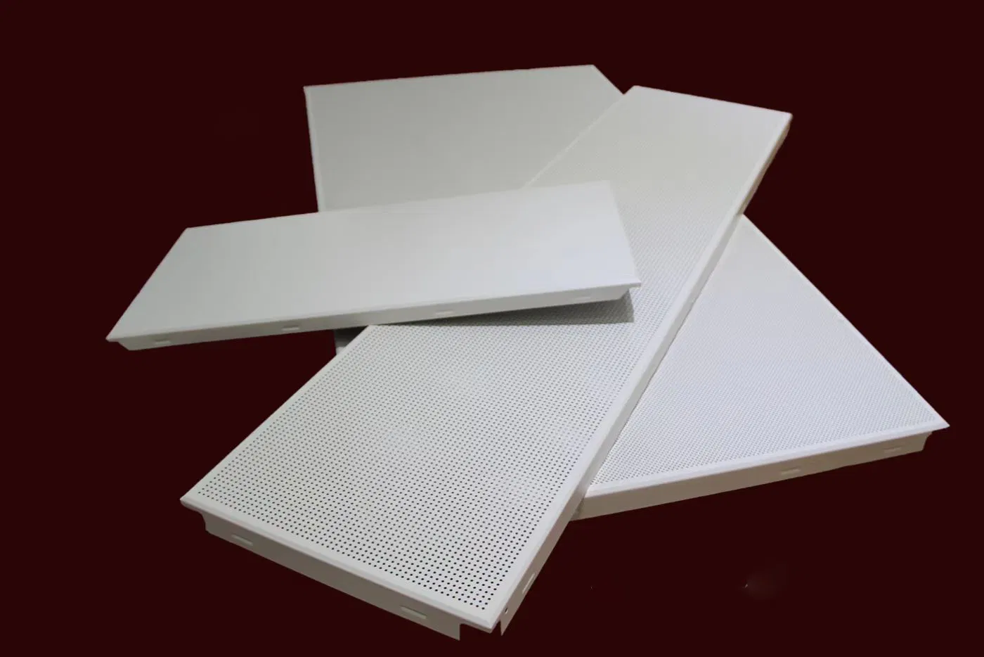 Hot Design Lay-in Aluminum Ceiling Customized Size Is Available