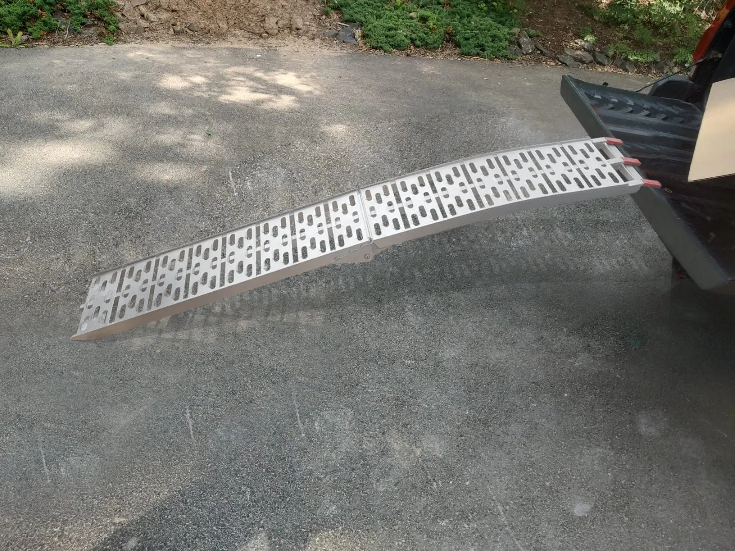 Складная алюминиевая рампа для погрузки мотоциклов и квадроциклов