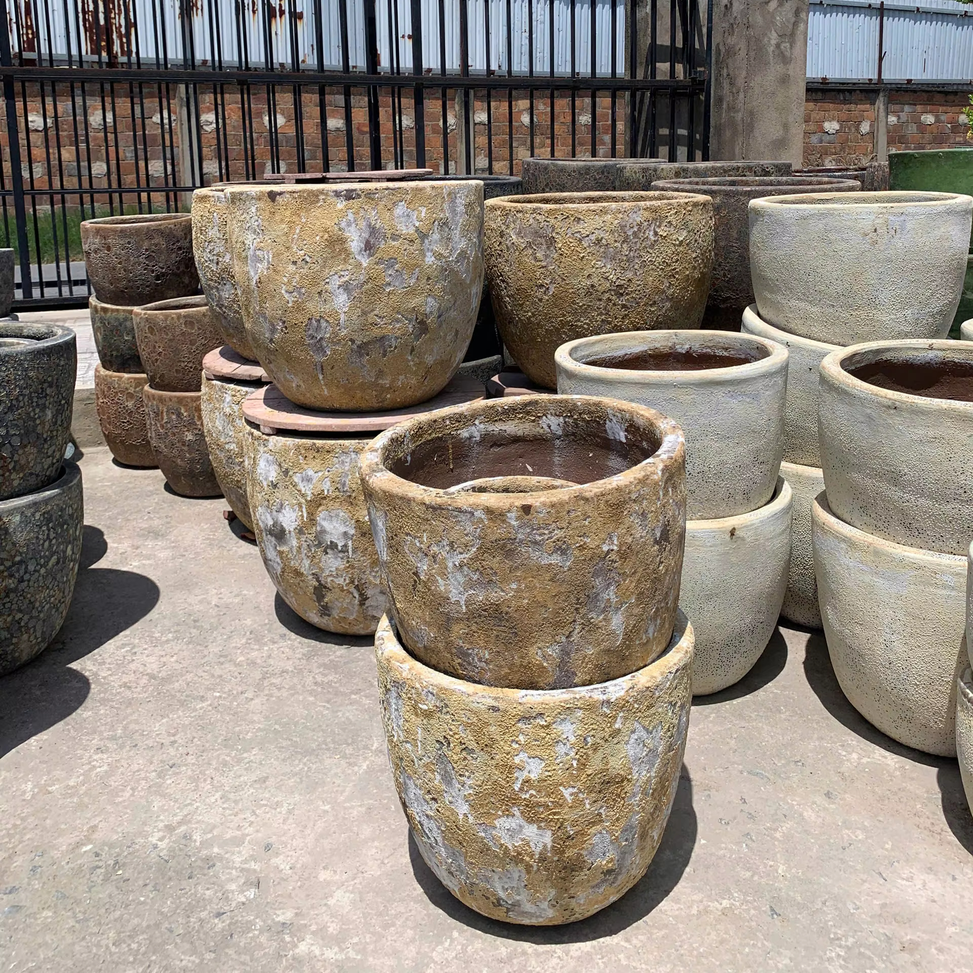 Горшки керамические белые для растений