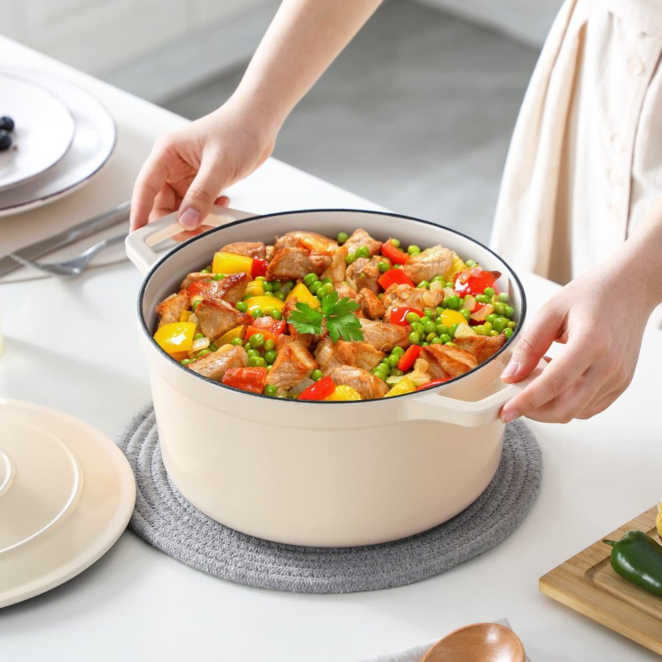 Чугунная эмалированная жаровня с крышкой, 5.5 кварт