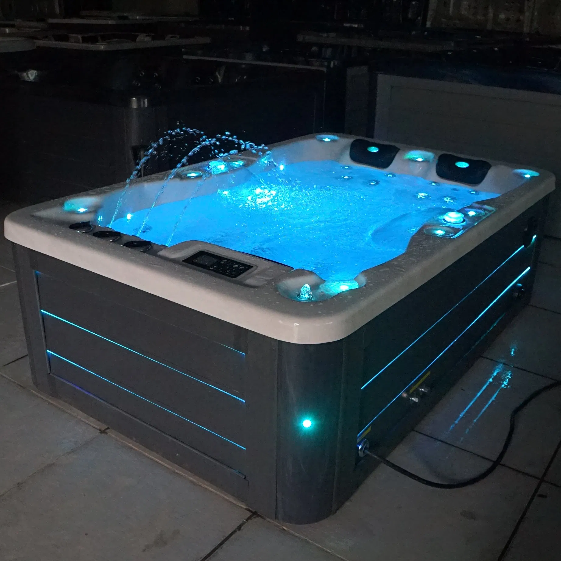 Уличный спа-джакузи для двоих Perfectspa Thalia