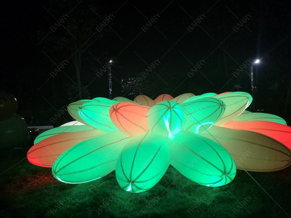 Large Event Chrysanthemum Advertising Inflatable with Lights for Party