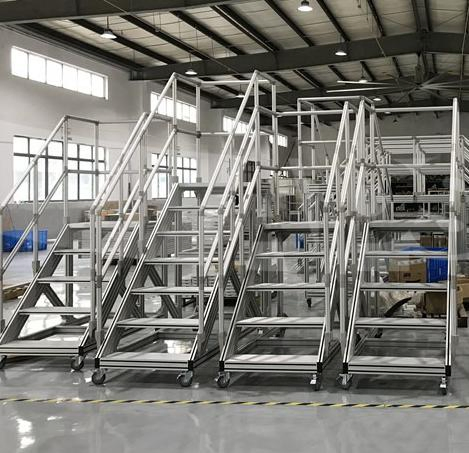 Custom Industrial Steel Structure Platform with Steel Handrails and Stairs