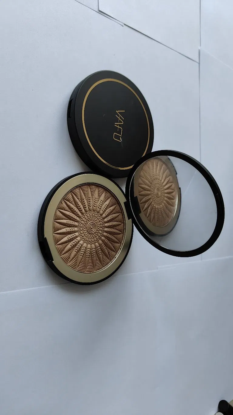 Radiant Glow Vegan Bronzer for Flawless Skin Finish