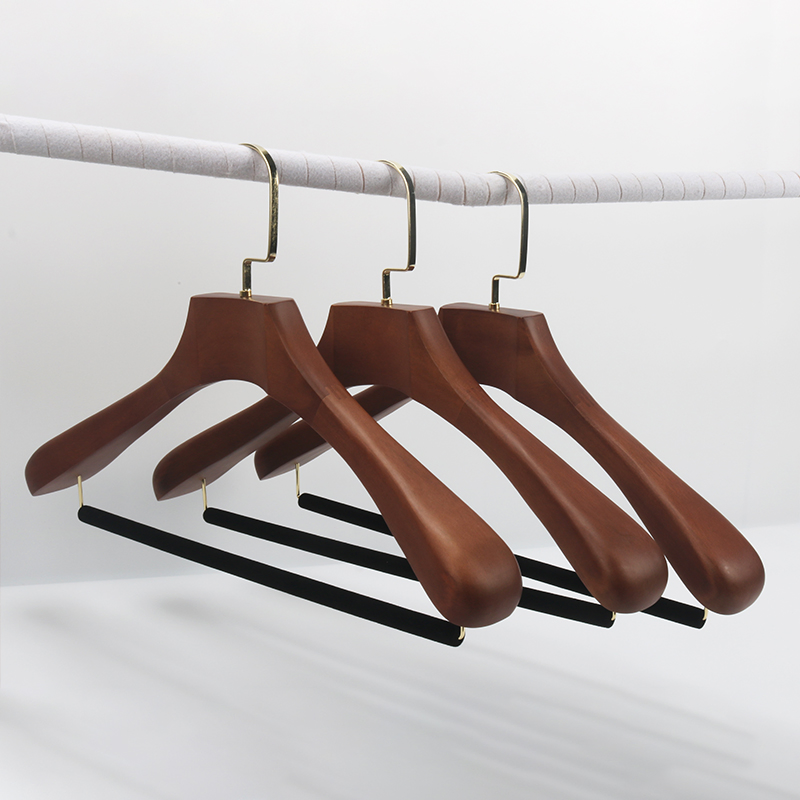 Custom Logo Adult Clothes Solid Wood Hanger Modern Style Non-Slip Wooden Suit Coat Pant Hanging Bar with Wide Shoulders