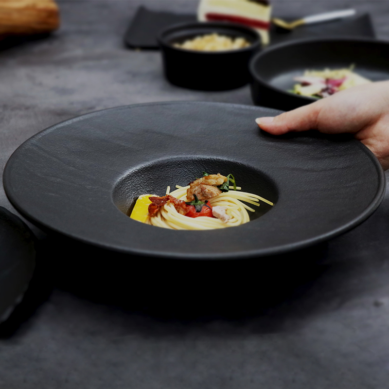 Wholesale High Grade Matt Glaze Plates Set Dinnerware Dining Ceramic Dinnerware Set