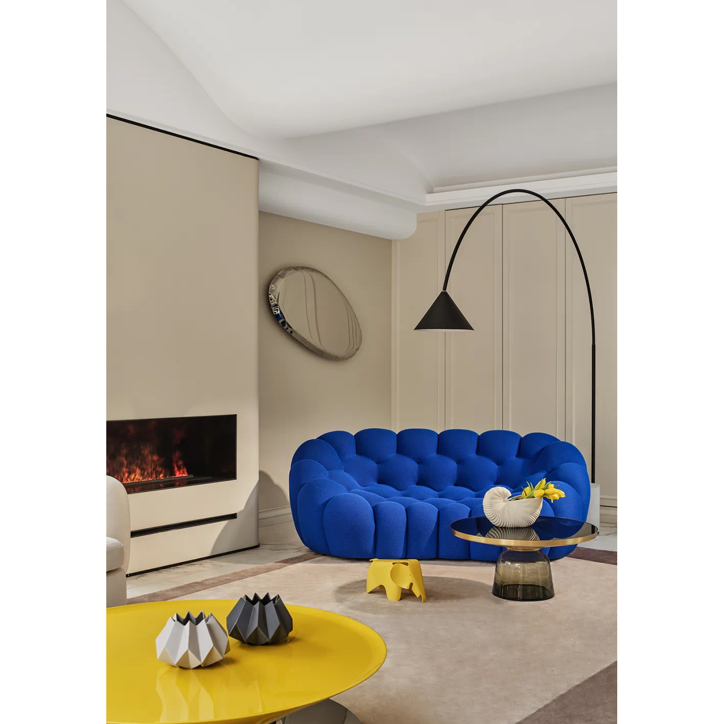 Комплект мебели для гостиной тумба под ТВ диван деревянные