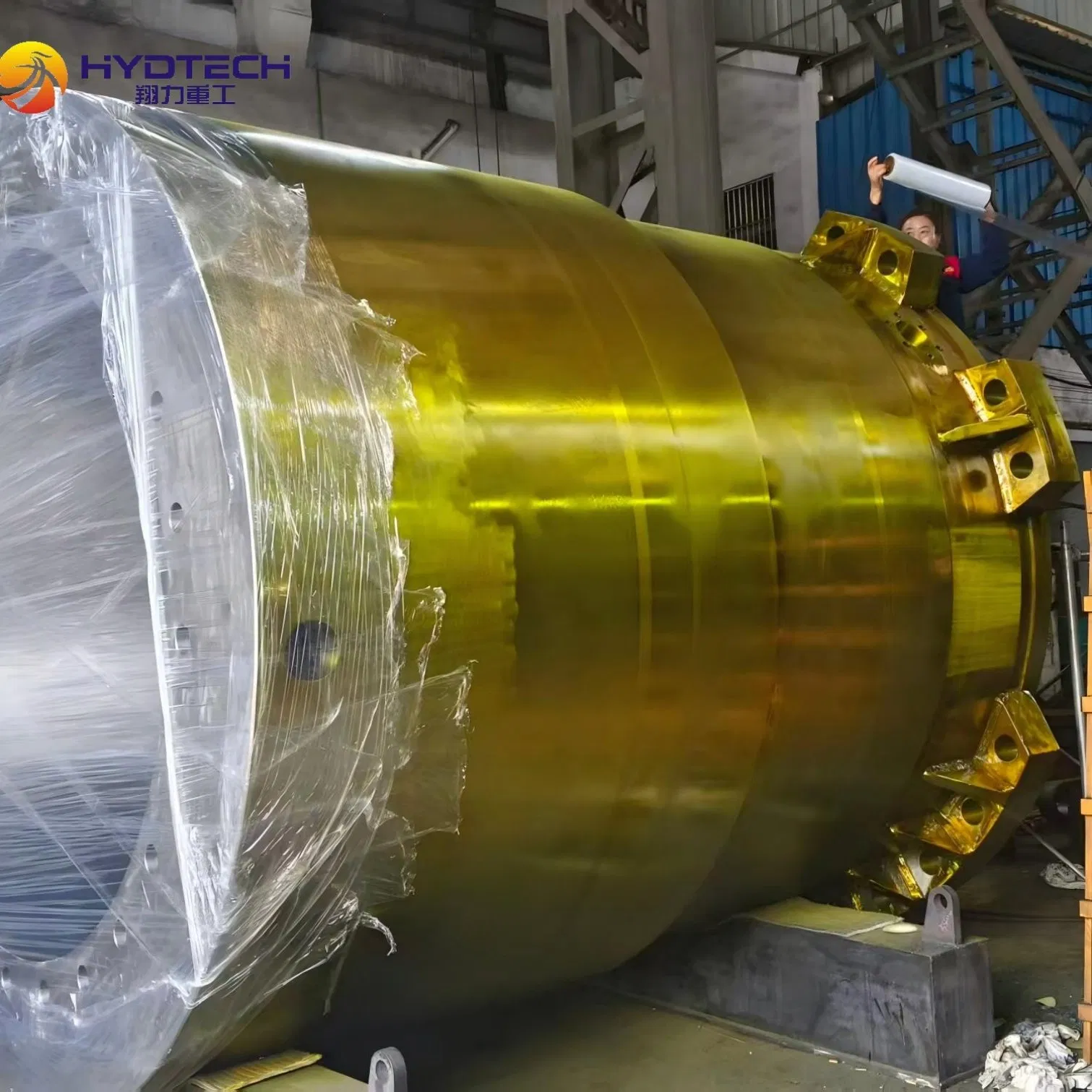 Гидравлический цилиндр для пресса 10000 тонн