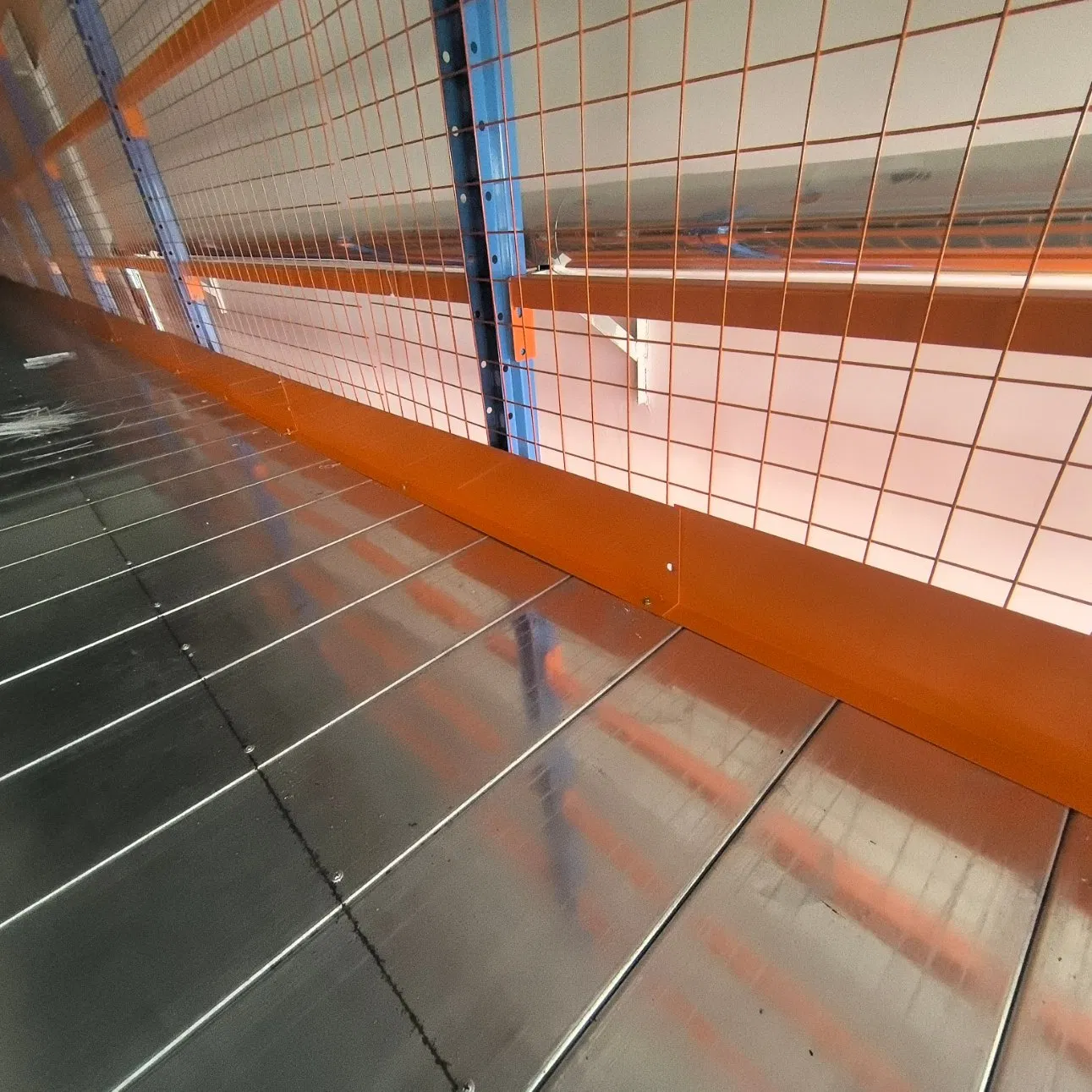 Heavy Duty Grating Floor Industrial Multi-Tier Steel Mezzanine Floor Platform Rack System for Extensive Warehouse Utilization