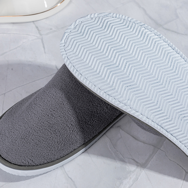 Wholesale Luxury Quality Beige Personalized Logo Hotel Disposable Slippers