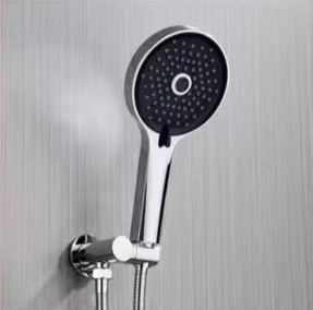 Смеситель для ванны с тремя функциями и дождевой лейкой