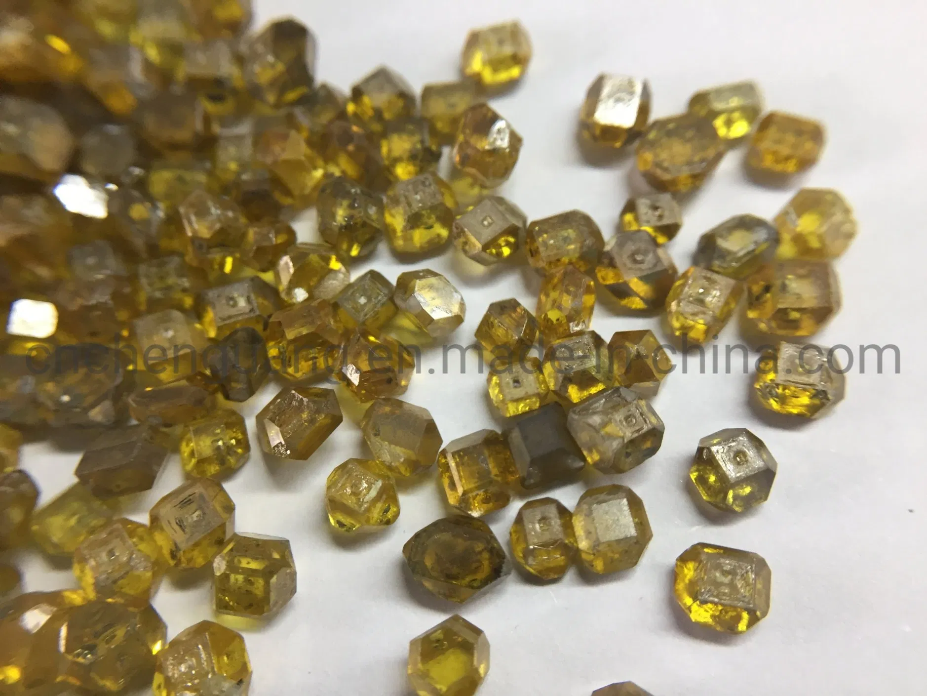 Желтый синтетический алмаз 3-4мм для промышленности