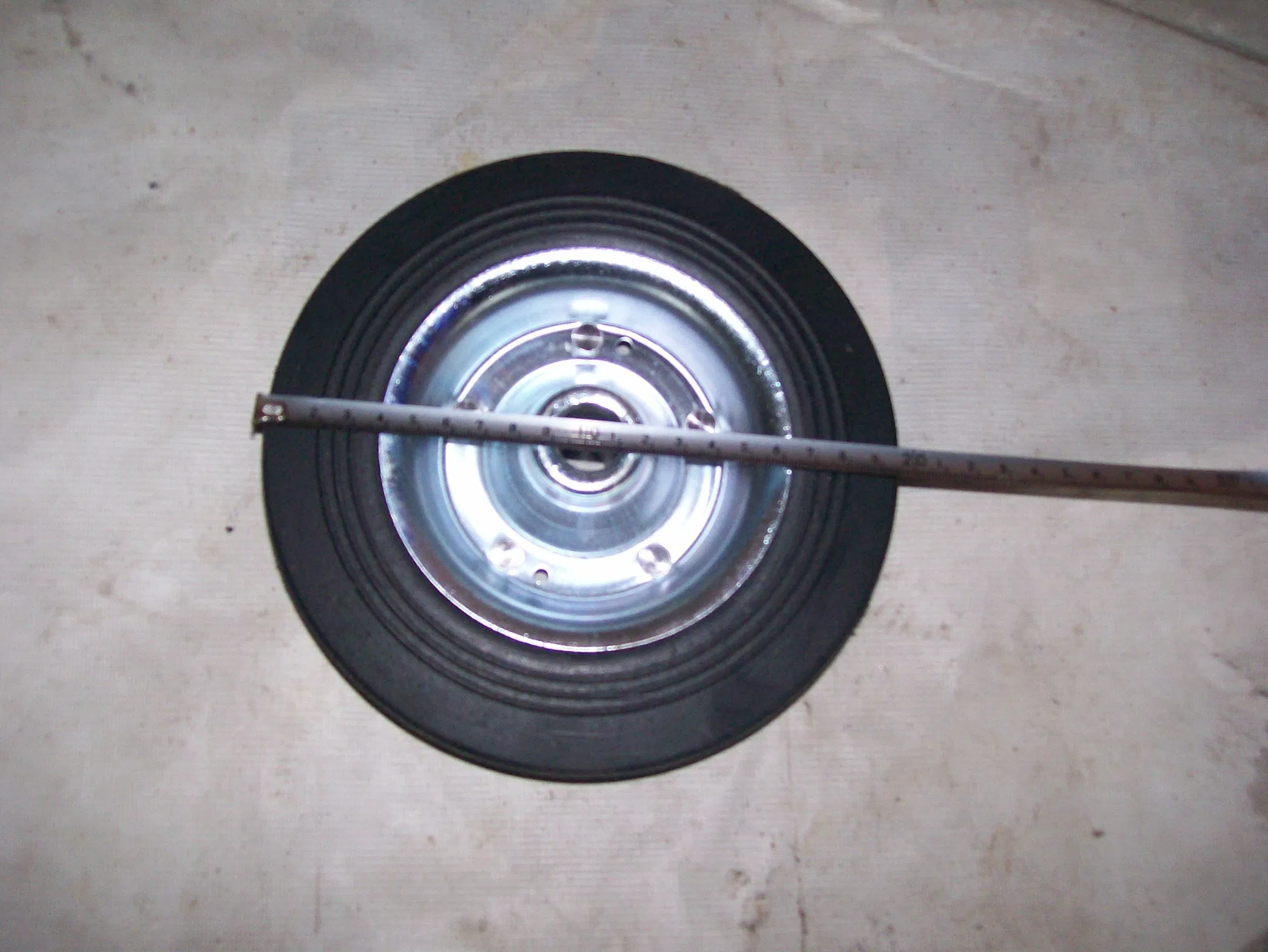 Rubber Powder High Quality Galavanization No-Need Inflat Solid Rubber Wheel