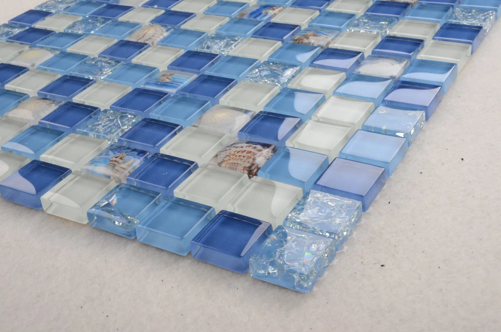 Russia Style Restaurant Interior Decoration Glass Mosaic Tile