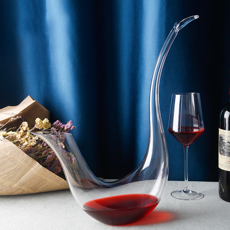 European Personalized Creative Mermaid Shaped Transparent Crystal Glass Decanter 1000ml Red Wine Decanter for Home