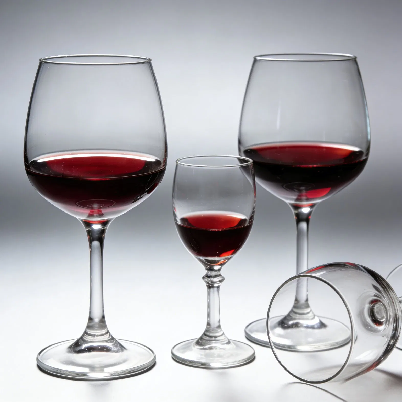 Wholesale Hotel Bar Drinking Long Stem Glasses White Goblet Crystal Red Wine Glass Wine Cups for Restaurant