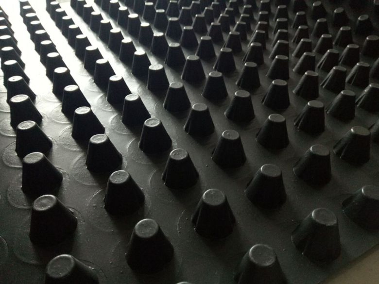 HDPE Plastic Drainage Board for Garages, Green Roof, Garden, Playground