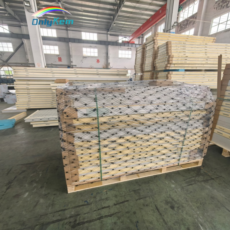 Low Price Wall Roof Sandwich Panel for Cold Room Sorage/Freezer/Chiller