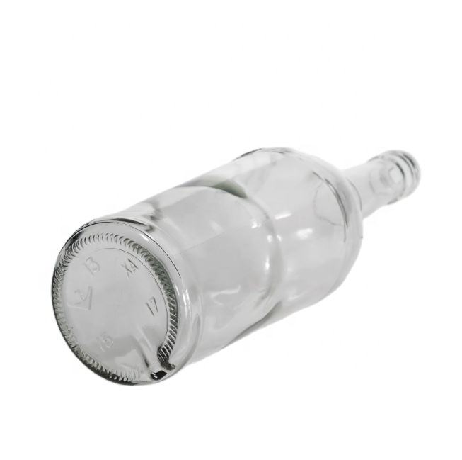 Стеклянная бутылка для водки 1000 мл с винтовой крышкой