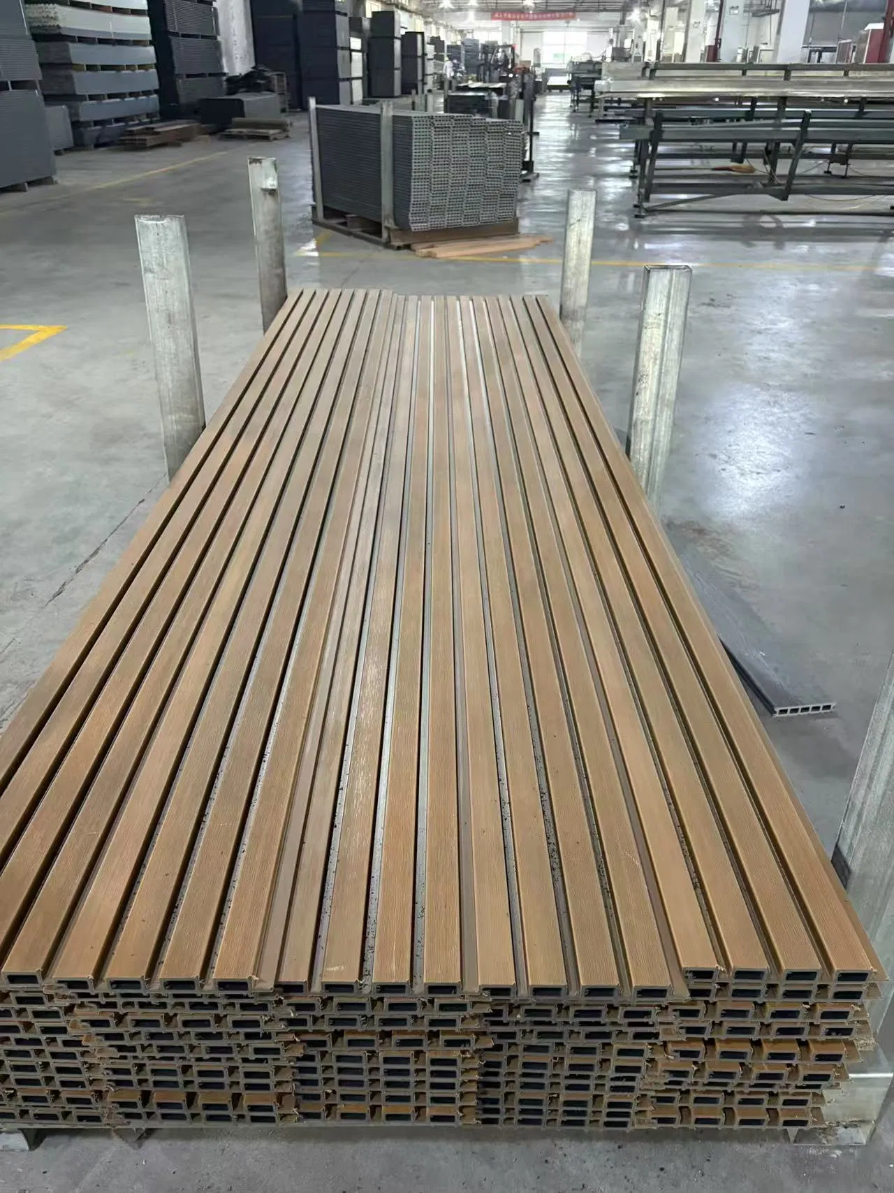 Ocox Hot Selling Outdoor WPC Wood Plastic Fences and Alfresco Furniture Plastic Fence