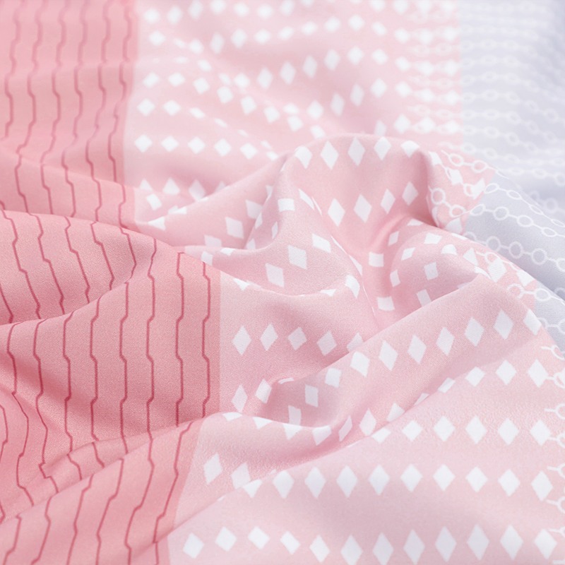 Custom Wholesale Pink Warm Soft Quilted Polyester Cotton Quilt Bedding Set