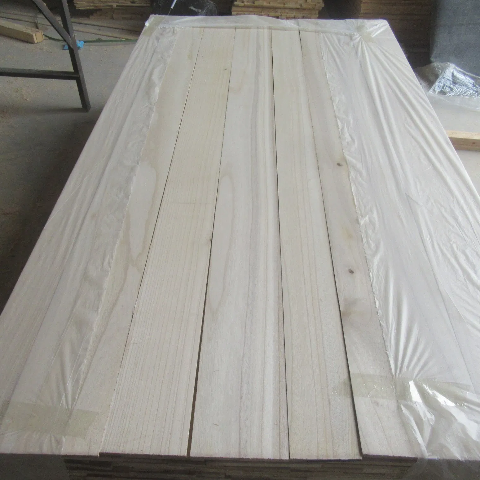 Factory Wood Finger Jointed Board Paulownia Pine Poplar board