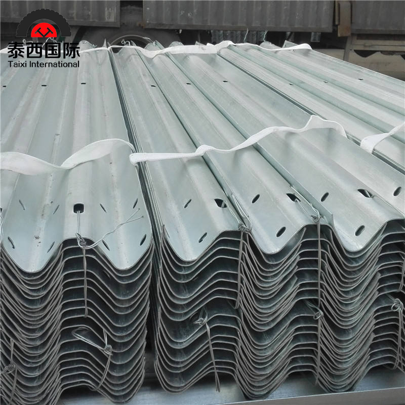 Corrugated Steel Beam Guardrail Fence Traffic Barrier Highway W Beam Guard Rails