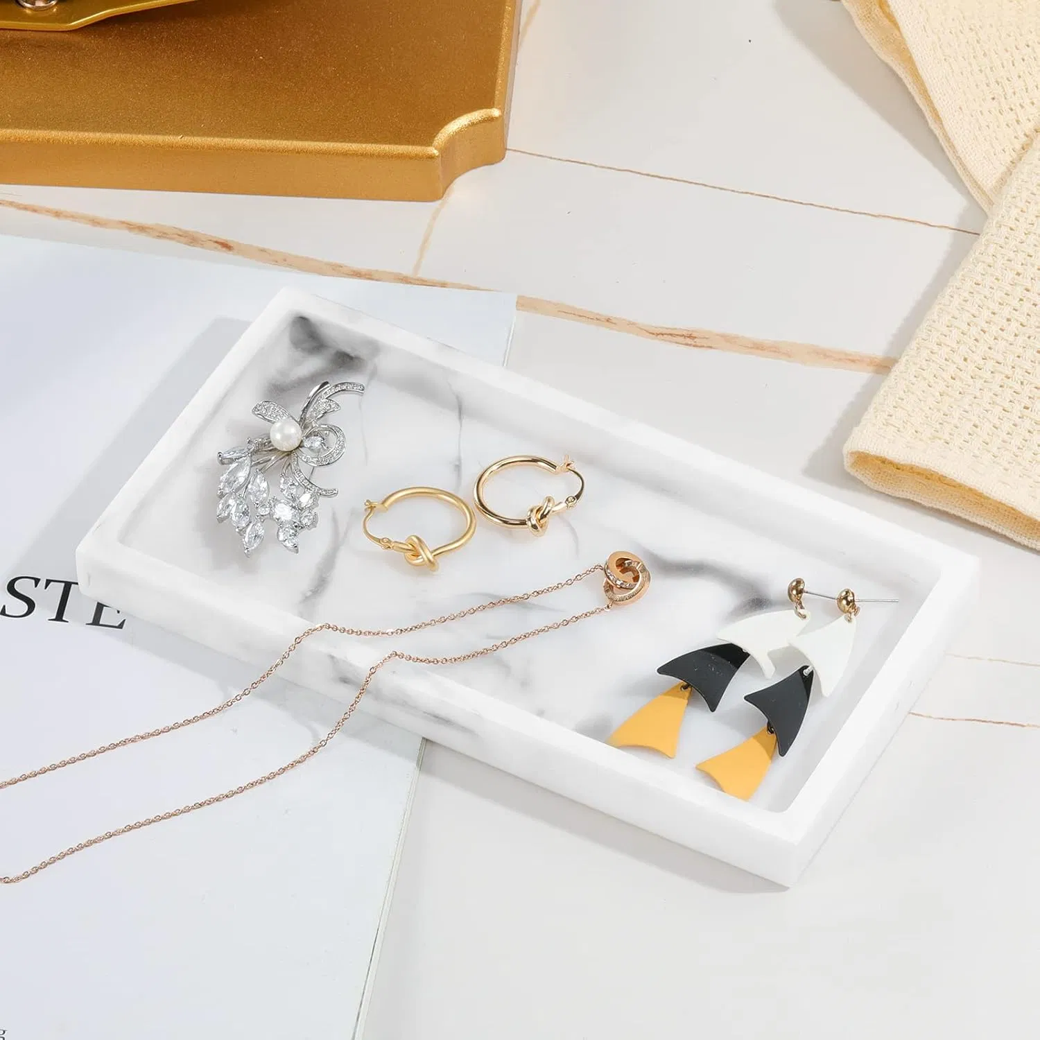 Custom Luxury Marble Acrylic Amenity Serving Tray