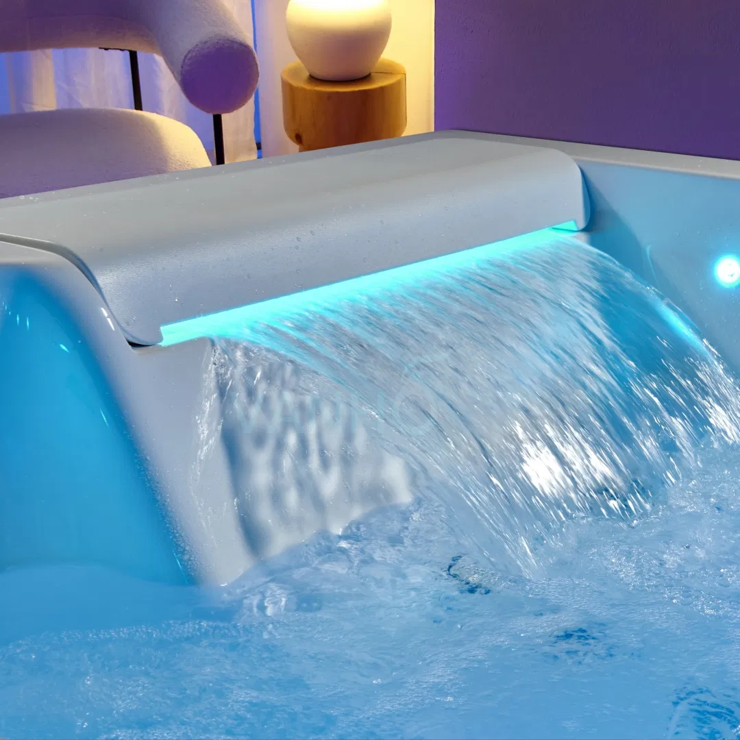 Угловая ванна с гидромассажем и функцией SPA