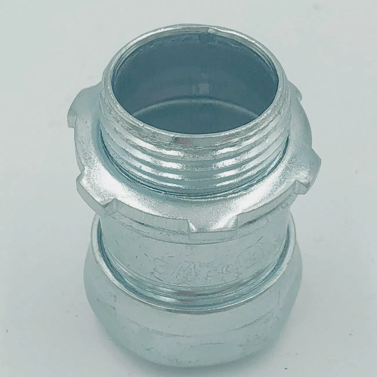Steel Galvanized Conduit Fitting Pipe Fitting Aluminum EMT Connector Compression Type