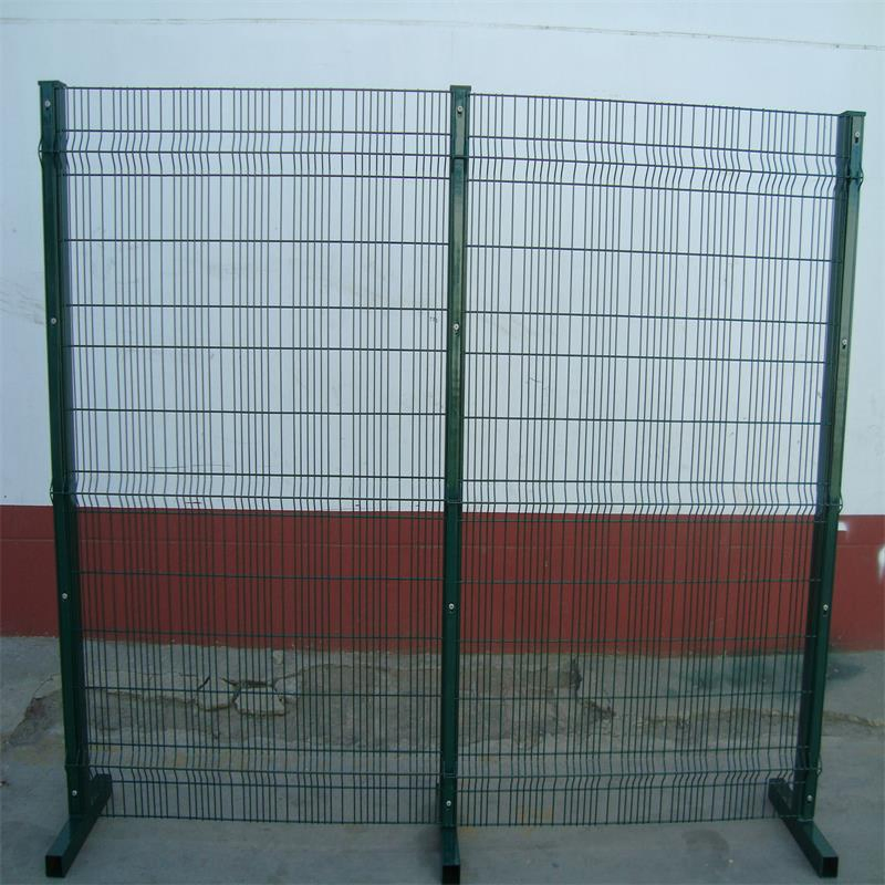Low Carbon Steel Wire Mesh Fence