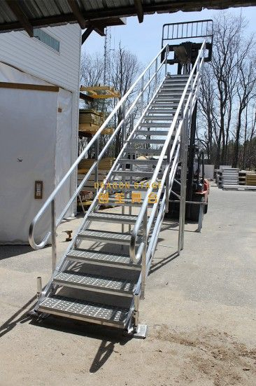 Heavy-Duty Aluminum Boarding Ladder for Ships and Boats