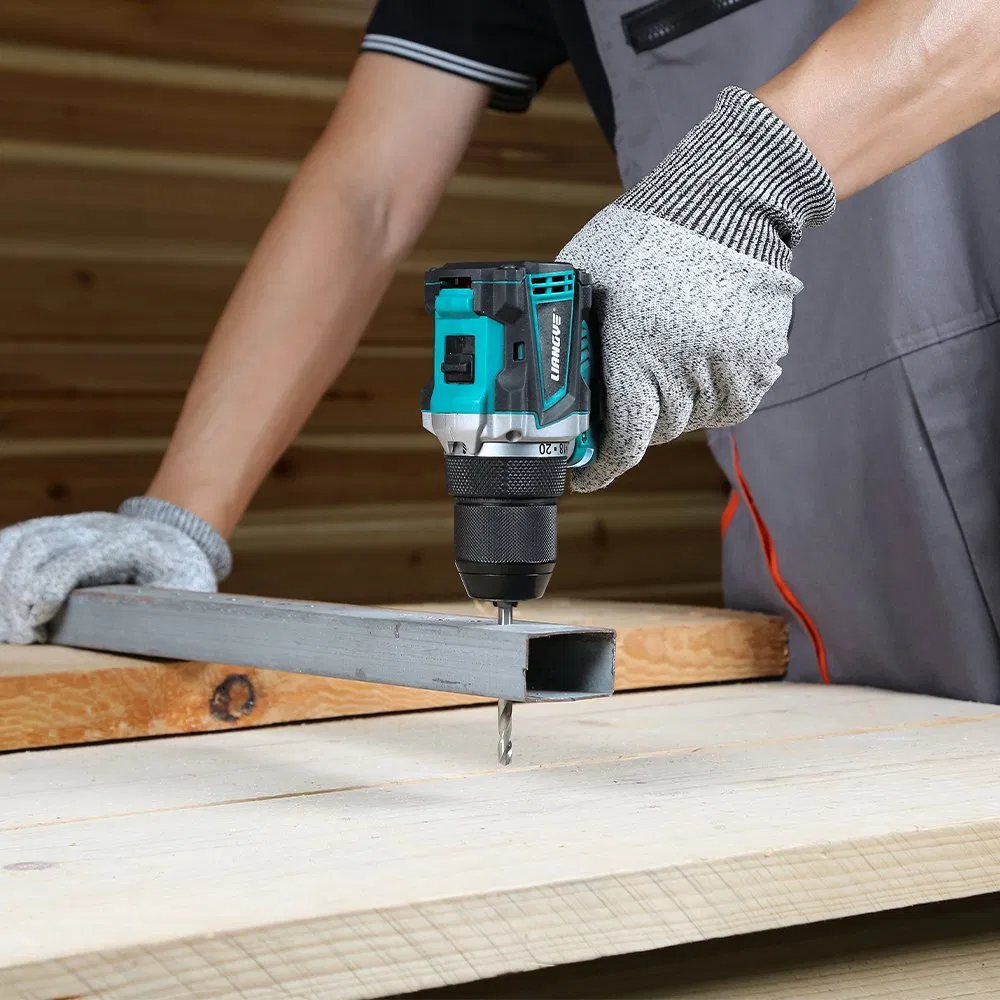 Аккумуляторная дрель-шуруповерт 12В бесщеточная