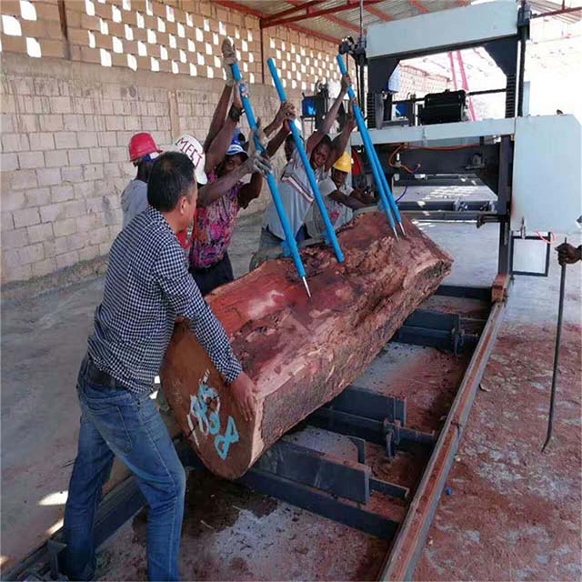 Пилорама ленточная портативная