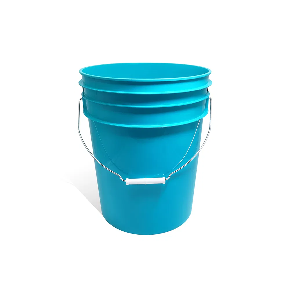 Shineopen Paint Pail Round Plastic Buckets with Spout Lid Customized 5 Gallon Plastic Buckets for Car Wash