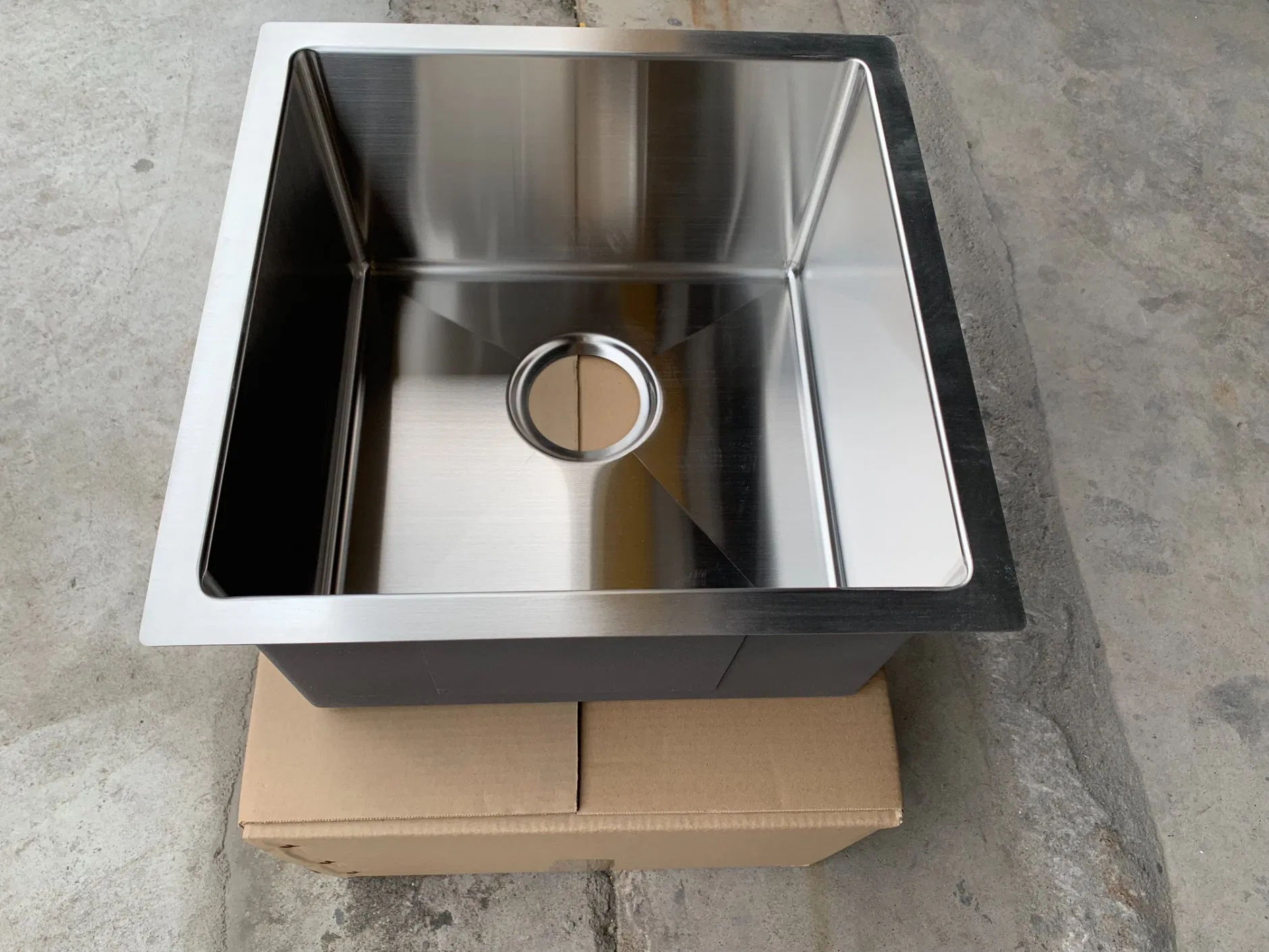 Handmade Stainless Steel Bar Sink with Cupc