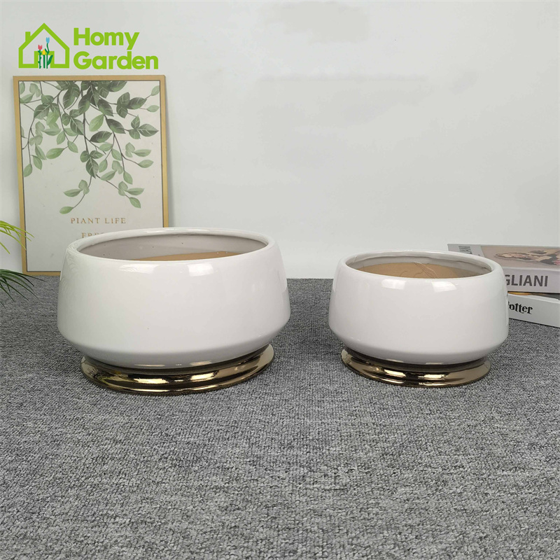 Горшки для цветов растений классические