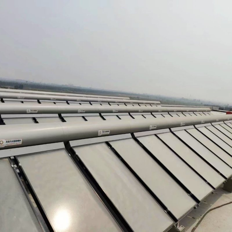 Плоский солнечный коллектор для нагрева воды