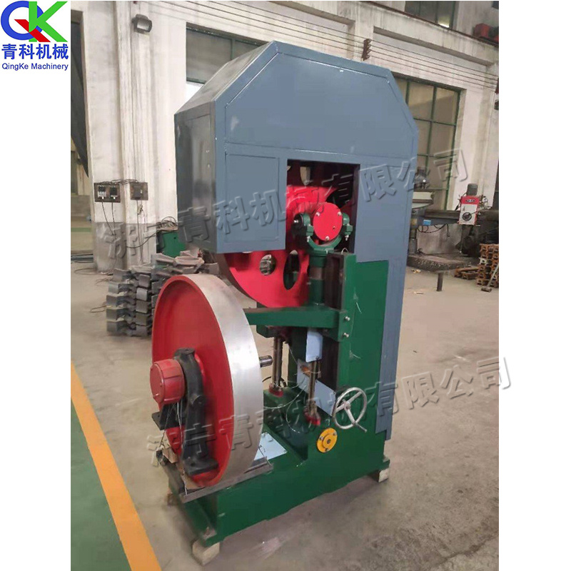 Станок ленточнопильный автоматический по дереву