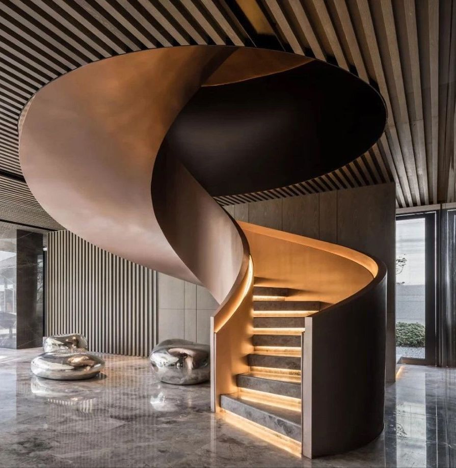 Australia Standard Indoor Luxury Carbon Steel Iron Railing Spiral Staircase Solid Wood Curved Stairs Design