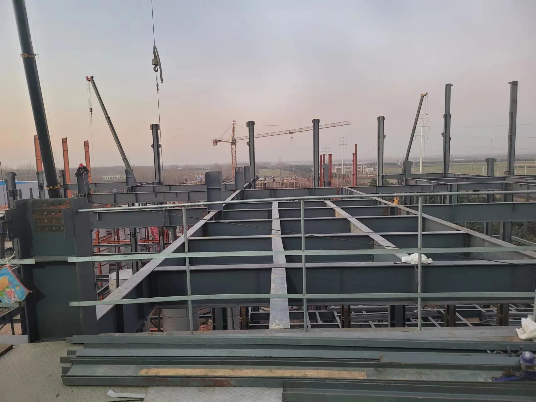 Building Material Steel Structure Warehouse/High Rise Buildings & Single with H Beam & Columns