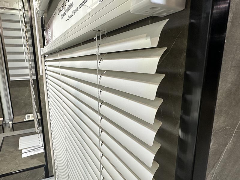 Cordless Light Filtering Mini Blind - 29 Inch Width, 48 Inch Length, 1" Slat Size - Pearl White - Cordless Gii Morningstar Horizontal Windows Blinds for Interio