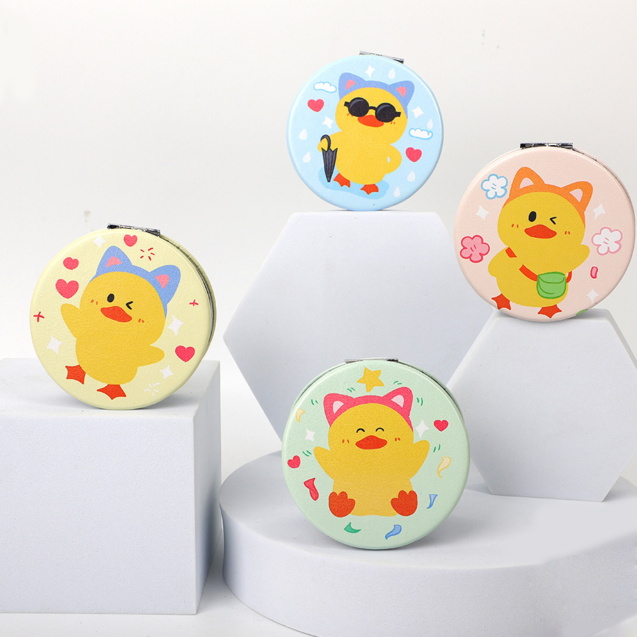 Cute Maze Pocket Mirror with Adorable Expression Designs