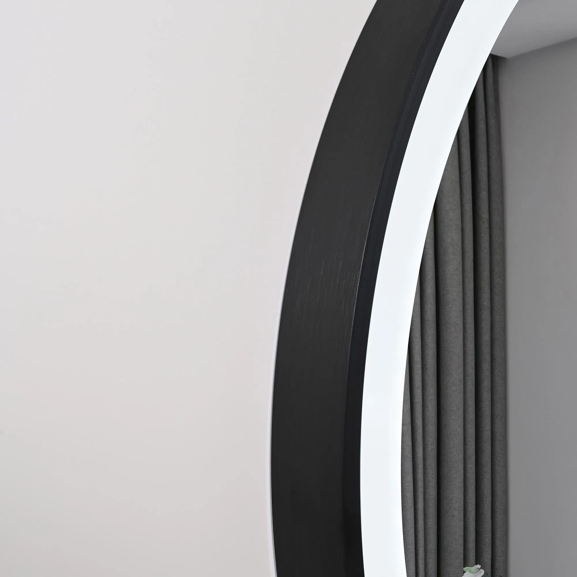 110X60 Racetrack High Quality Magnified Hotel LED Bathroom Mirror with Temperature Display