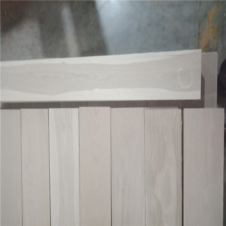 1.2 mm Sliced Sawn Top Layer Lamella / Europen Oak Veneer Lamella Floor for Engineered Flooring