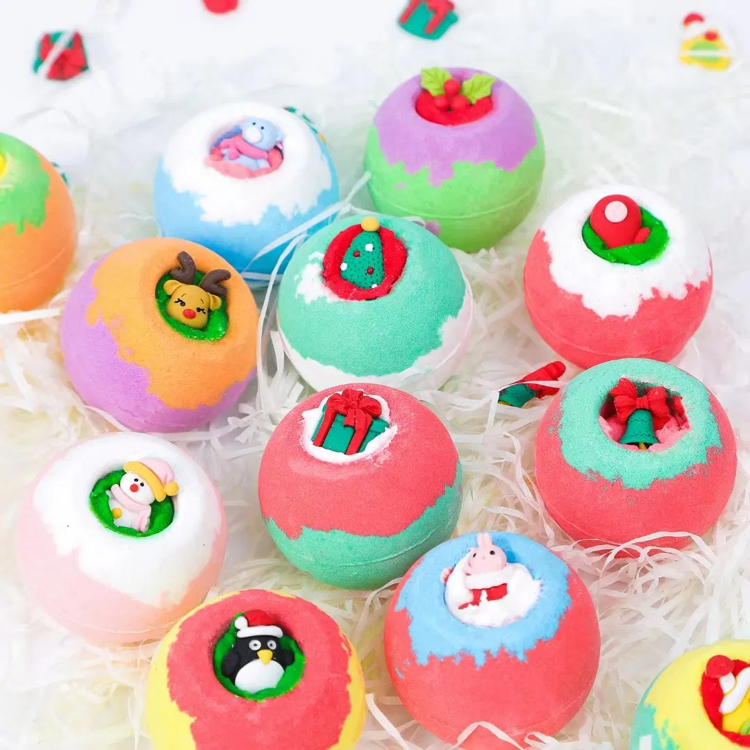 Online Wholesale and Retail Christmas 100% Natural Ingredients Bubble Bath Bombs Hand Made Bath Bomb Bath Fizzer Gift for Christmas Easter Party